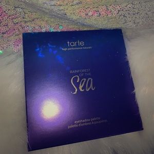 Tarte Rainforest of the sea palette